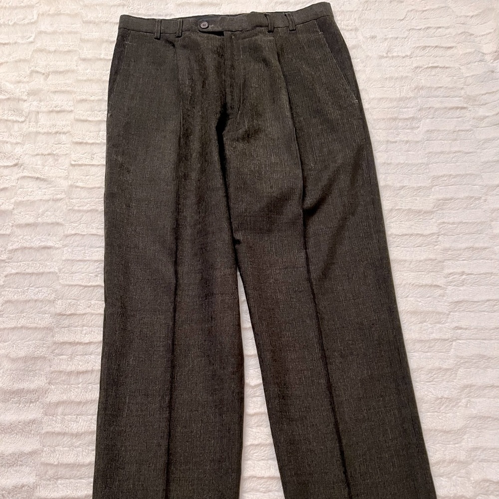 JHANE BARNES GREY WOOL BLEND SLACKS. MEN’S SIZE 34. EXCELLENT CONDITION.